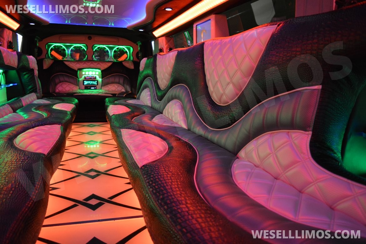 Photo of Limousine for sale: 2007 Hummer H2 35" by Exotic Coach