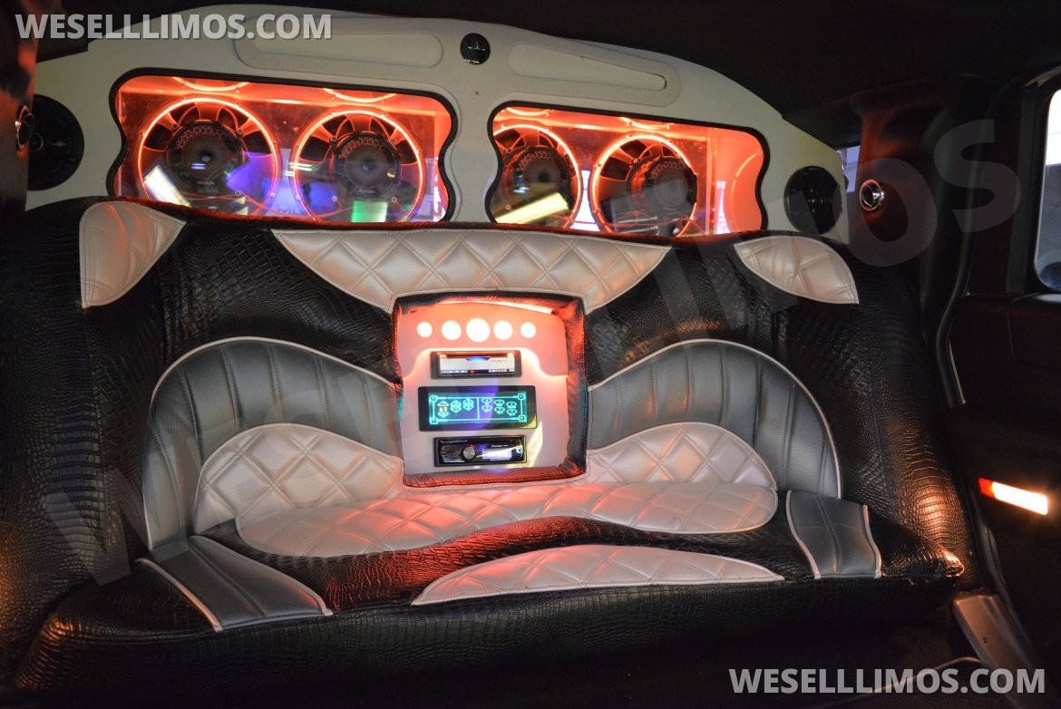 Photo of Limousine for sale: 2007 Hummer H2 35" by Exotic Coach
