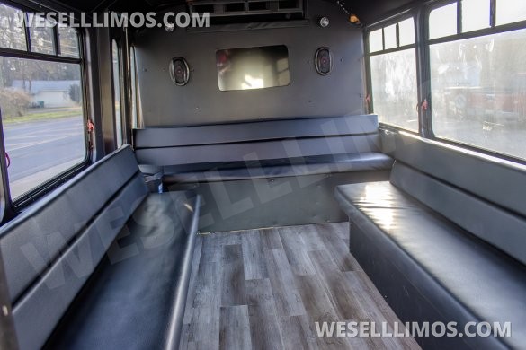 2009 Ford E-450 Limo Bus for Sale in Birmingham, AL - Photo 3