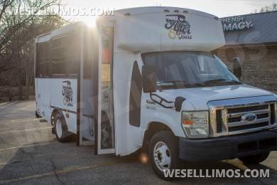 2009 Chevrolet E-450 Party Bus - Limo Bus for Sale in Birmingham, AL - Photo 5