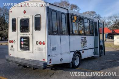 2009 Chevrolet E-450 Party Bus - Limo Bus for Sale in Birmingham, AL - Photo 6