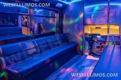 2009 Chevrolet E-450 Party Bus - Limo Bus for Sale in Birmingham, AL - Photo 15
