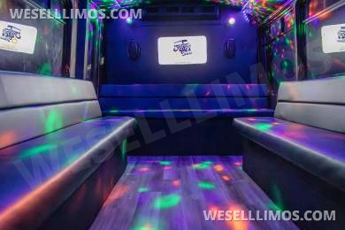 2009 Chevrolet E-450 Party Bus - Limo Bus for Sale in Birmingham, AL - Photo 16