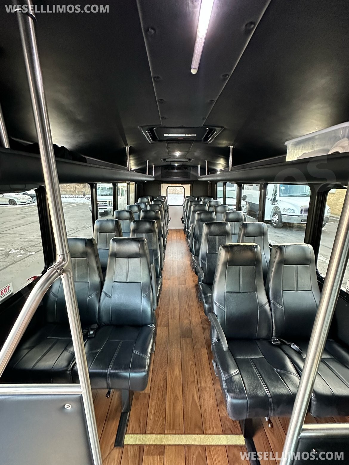 Executive Shuttle for sale: 2015 Ford 450 by StarCraft