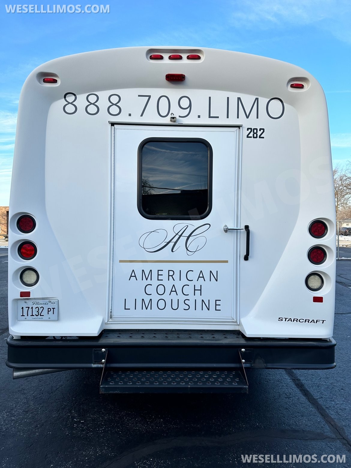 Photo of Executive Shuttle for sale: 2015 Ford 450 by StarCraft