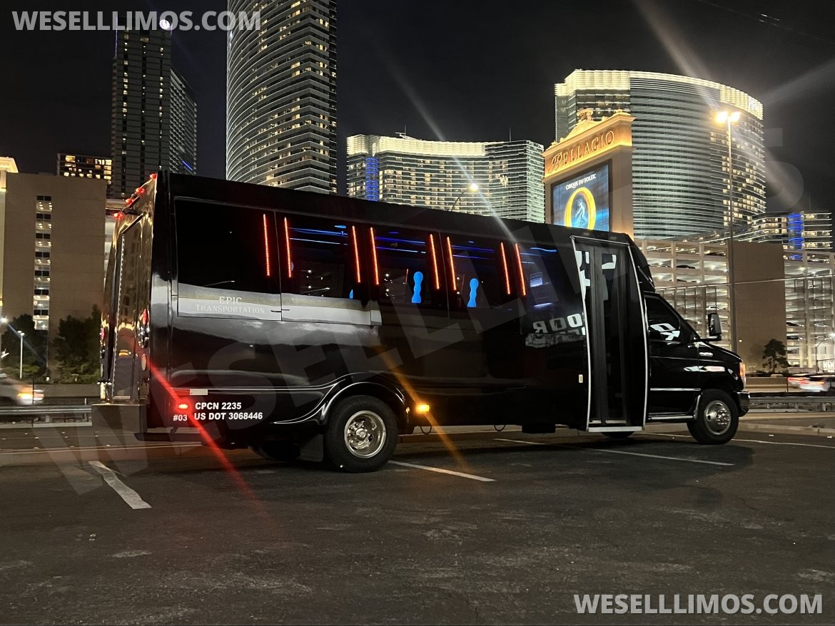 Photo of Limo Bus for sale: 2013 Ford E450 24" by Federal Coach