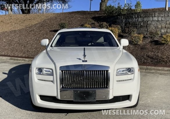 2010 Rolls-Royce Ghost Sedan for Sale in Hawthorne, NJ - Photo 3
