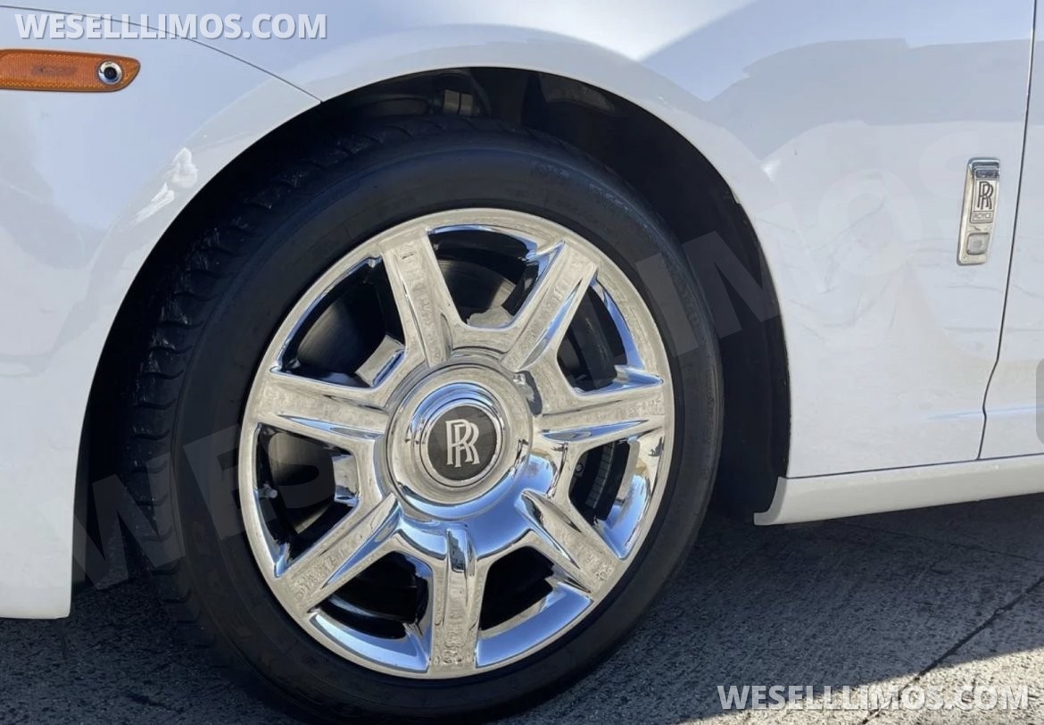 Photo of Sedan for sale: 2010 Rolls-Royce Ghost by Rolls Royce