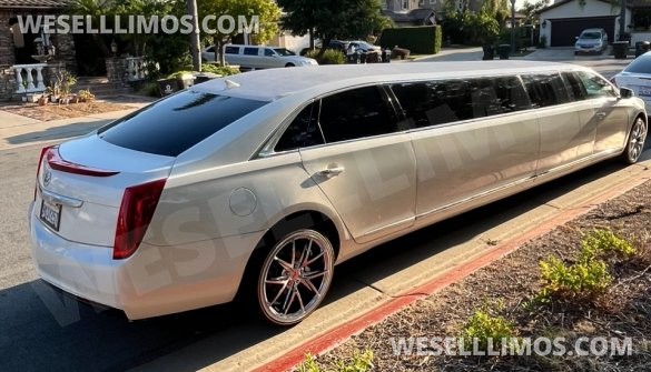2014 Cadillac XTS Limousine for Sale in Phillips Ranch, CA - Photo 2