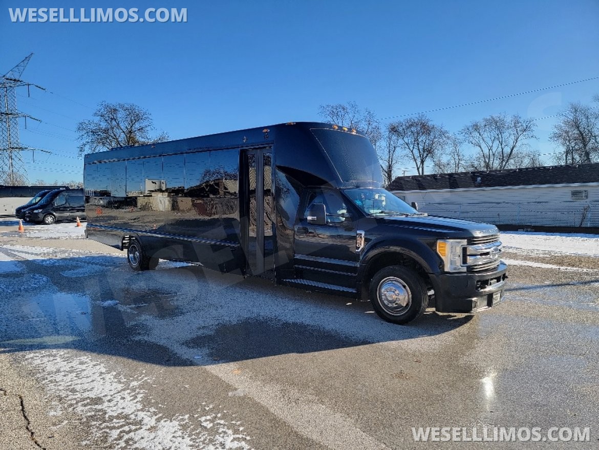 Shuttle Bus for sale: 2017 Ford F-550 by Tiffany Coachbuilders