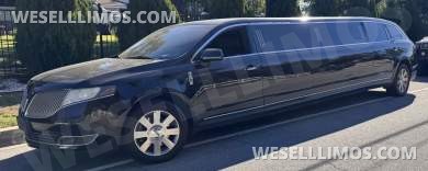 2016 Executive Lincoln MKT Limousine - Limousine for Sale in Los Angeles, CA - Photo 8