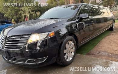 2016 Executive Lincoln MKT Limousine - Limousine for Sale in Los Angeles, CA - Photo 6