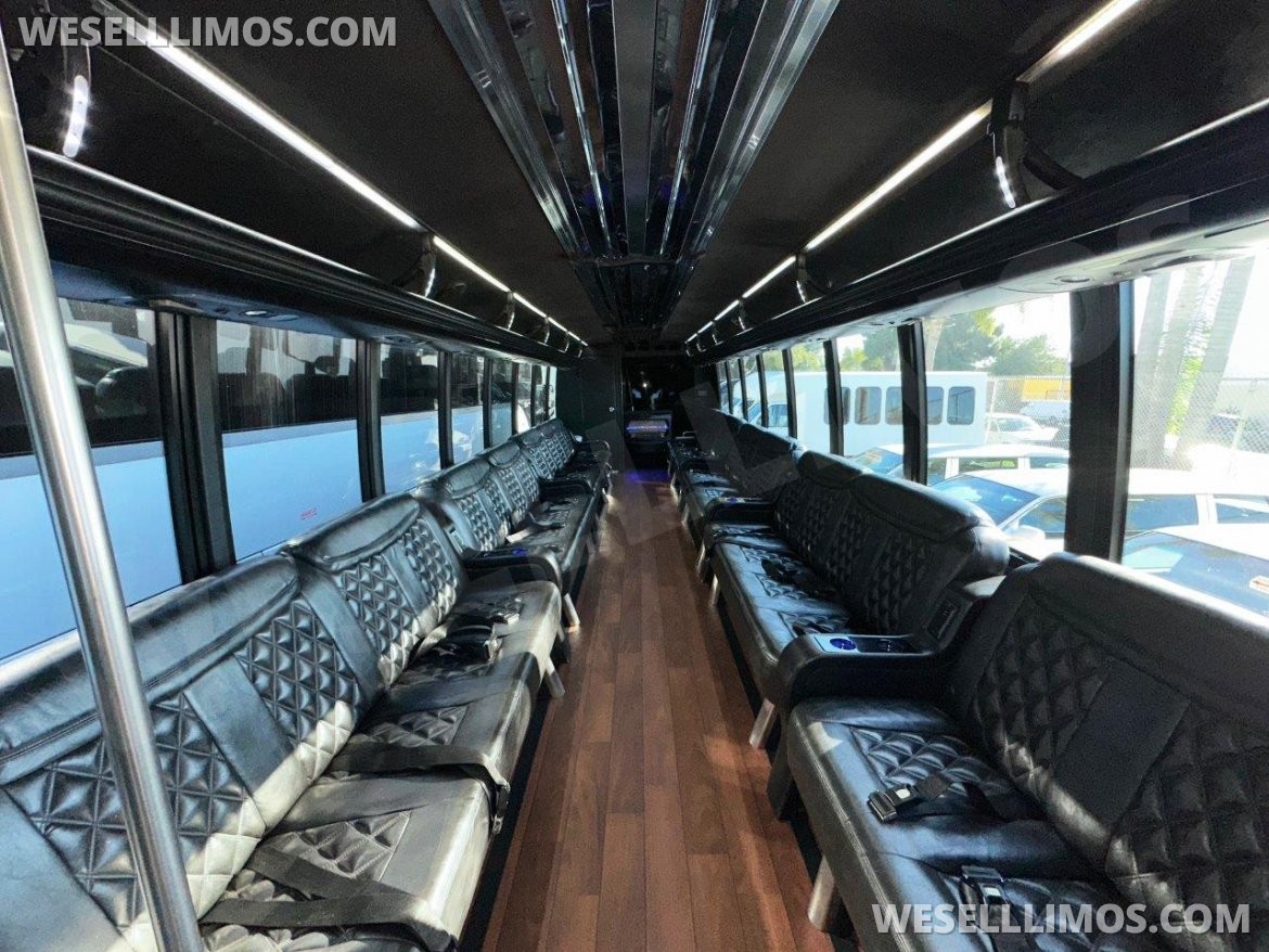 Photo of Limo Bus for sale: 2014 Freightliner M2 GM40 Limousine Bus 40" by Grech Motors