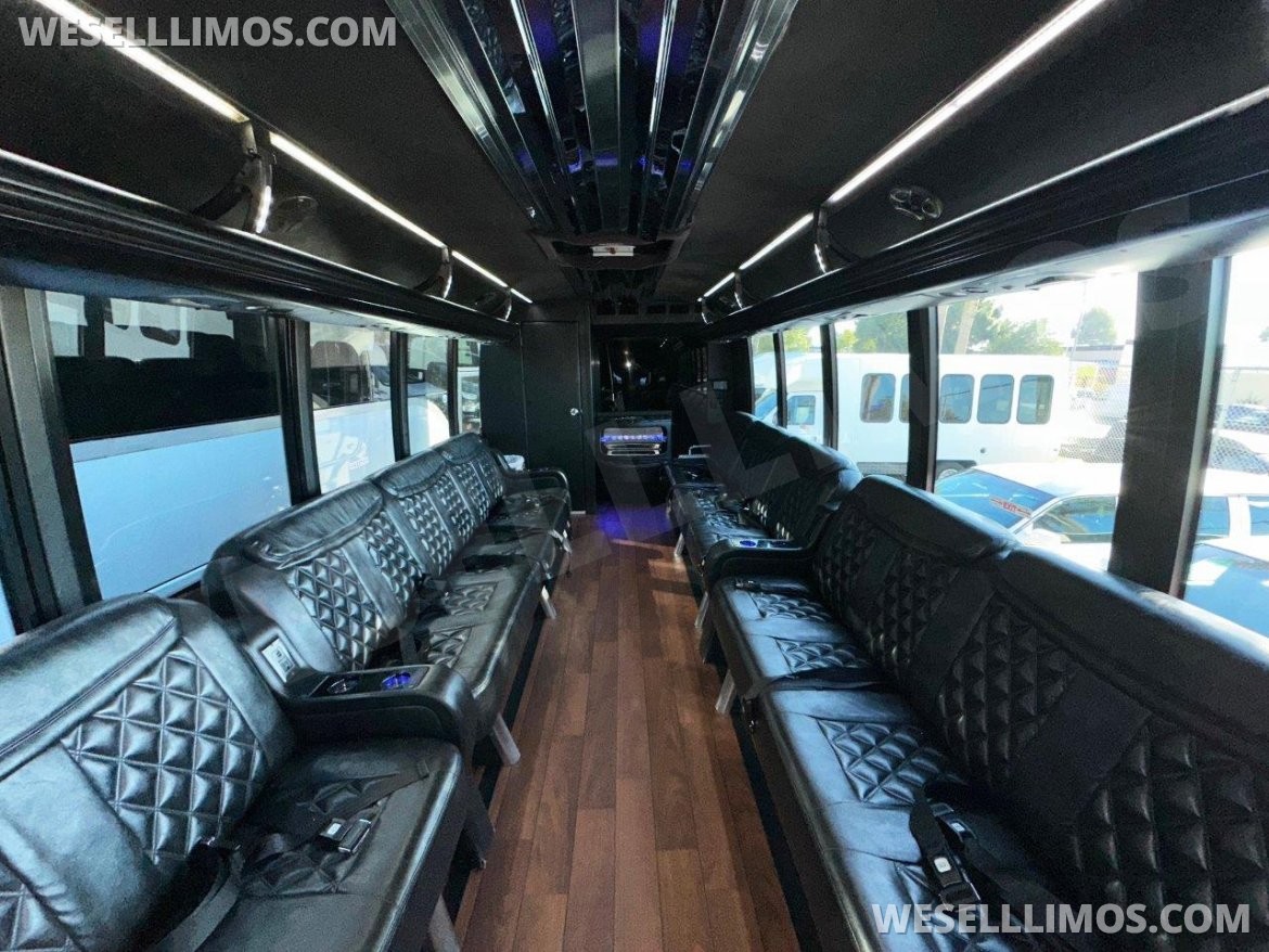 Photo of Limo Bus for sale: 2014 Freightliner M2 GM40 Limousine Bus 40" by Grech Motors