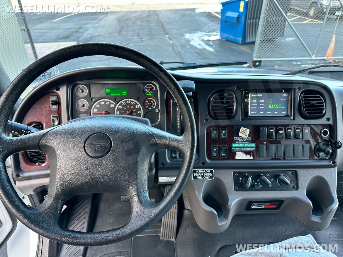 Photo of Executive Shuttle for sale: 2017 Glaval Bus 2017 by Glaval