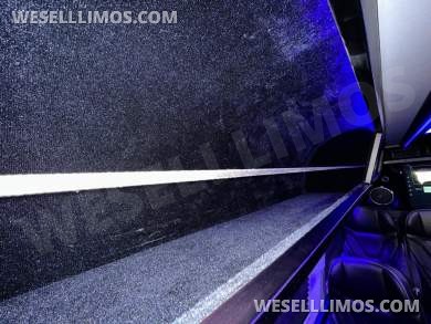 2025 Mercedes-Benz 3500 Sprinter Shuttle Sprinter for Sale in CARSON, California, US - Photo 4