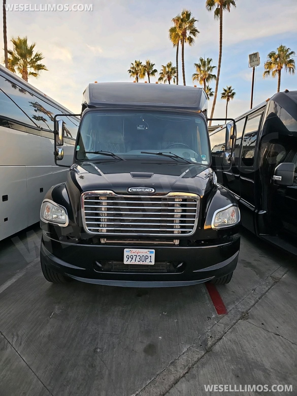 Executive Shuttle for sale: 2015 Freightliner GM40 by Grech