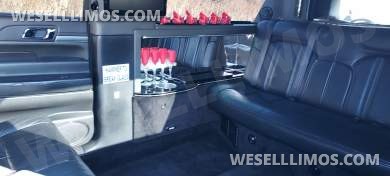 2017 Royale Lincoln MKT Limousine - Limousine for Sale in Waterbury, CT - Photo 3