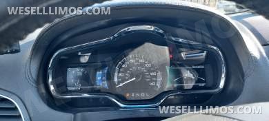 2017 Royale Lincoln MKT Limousine - Limousine for Sale in Waterbury, CT - Photo 5