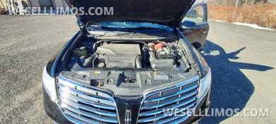 2017 Royale Lincoln MKT Limousine - Limousine for Sale in Waterbury, CT - Photo 7