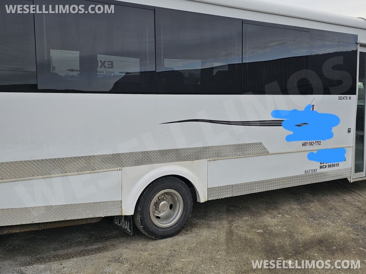 Photo of Limo Bus for sale: 2017 Ford E450 by LGE Coachbuilders