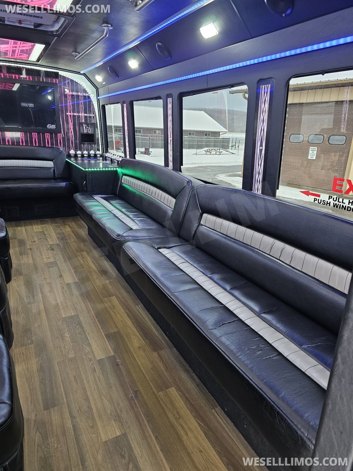 Photo of Limo Bus for sale: 2017 Ford E450 by LGE Coachbuilders