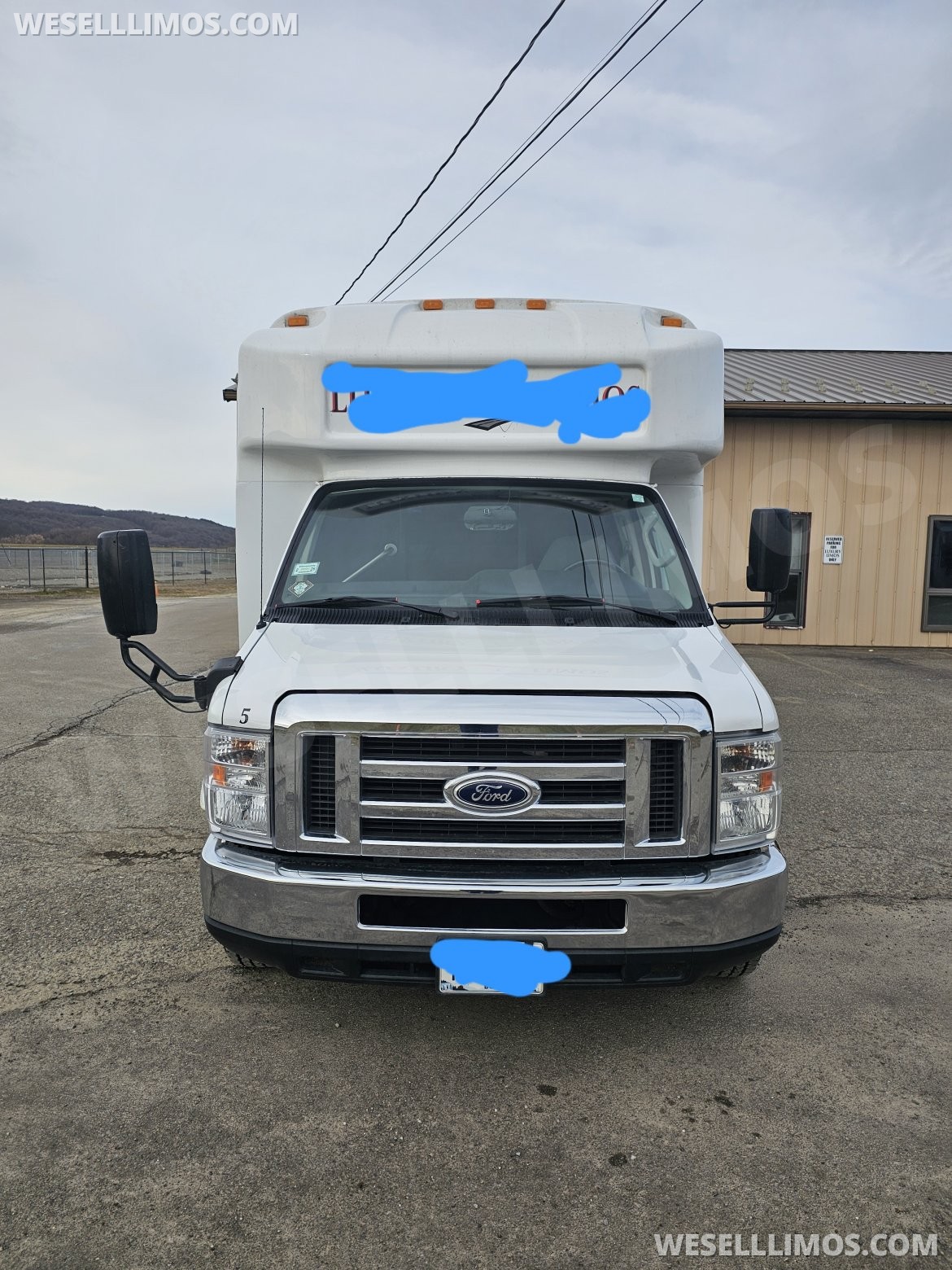 Photo of Limo Bus for sale: 2016 Ford E450 by LGE Coachbuilders