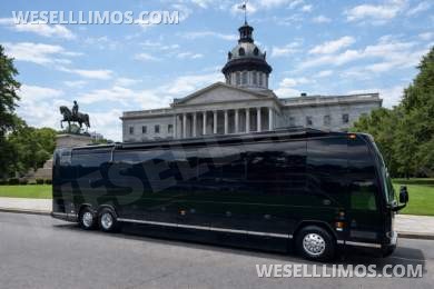 2004 Featherlite Prevost H3-45 VIP Executive Coach
