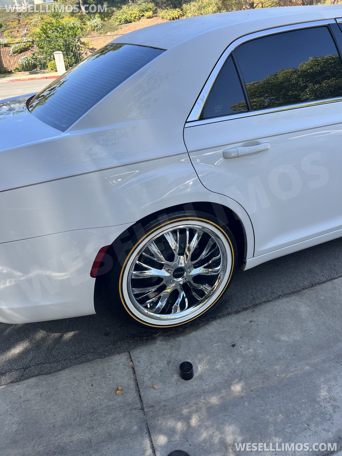 Photo of Limousine for sale: 2019 Chrysler 300 75"