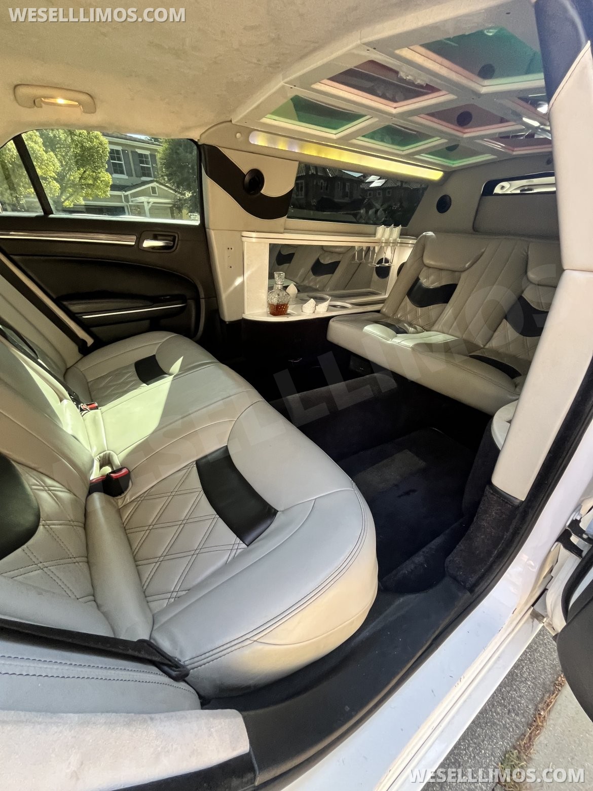 Photo of Limousine for sale: 2019 Chrysler 300 75"