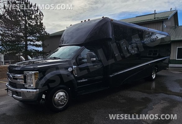 2018 Ford F550 Shuttle Bus for Sale in Fort Collins, CO - Photo 3