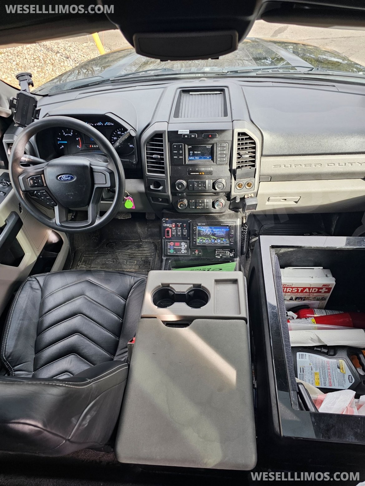 Photo of Shuttle Bus for sale: 2018 Ford F550 33" by Grech GM33