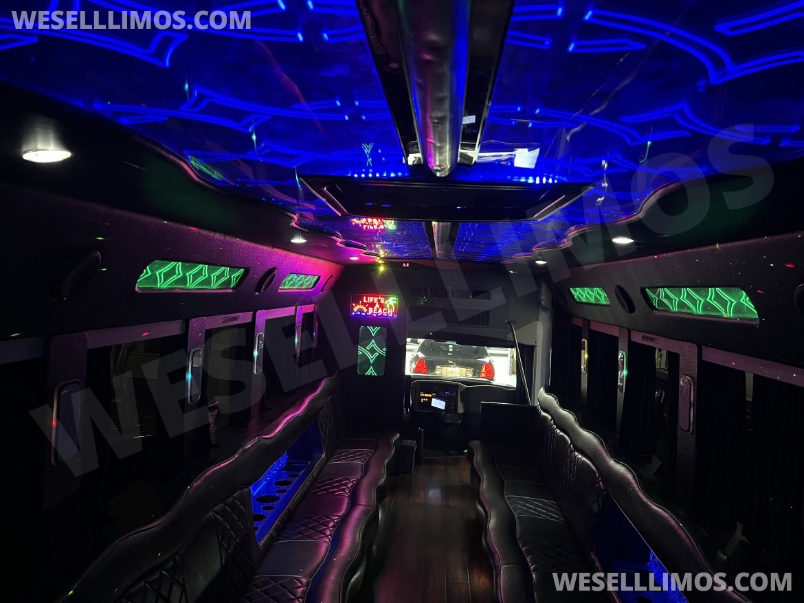 Photo of Limo Bus for sale: 2013 International Bus 30" by Navistar