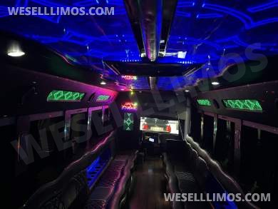 2013 International Limo Bus - Limo Bus for Sale in Modesto, CA - Photo 3
