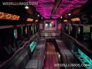 2013 International Limo Bus - Limo Bus for Sale in Modesto, CA - Photo 4