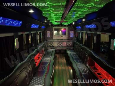 2013 International Limo Bus - Limo Bus for Sale in Modesto, CA - Photo 5