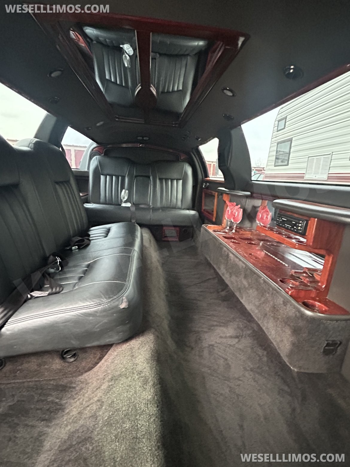 Photo of Limousine for sale: 2007 Lincoln Towncar by Da Bryan Coach