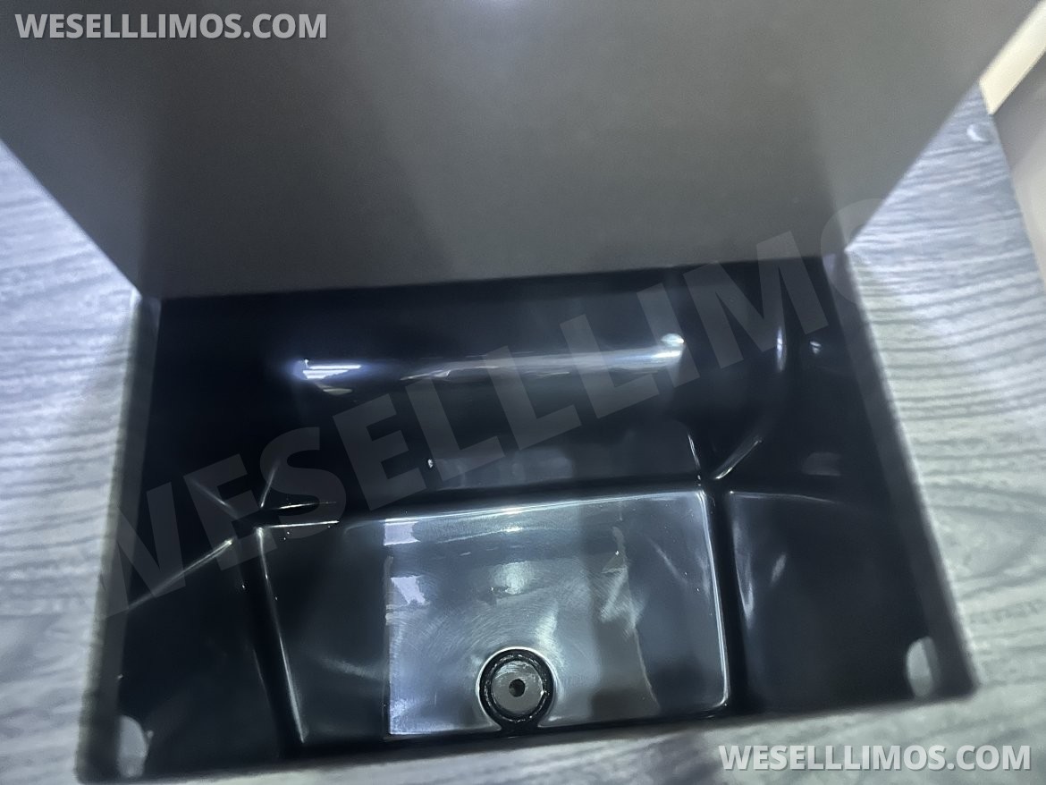 Photo of Sprinter for sale: 2026 Mercedes-Benz V-Drive 10RJ With Full Partition 24" by OGV Luxury Coach