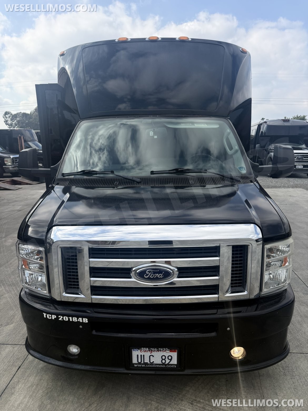 Photo of Executive Shuttle for sale: 2016 Ford E450 28" by Tiffany Coach