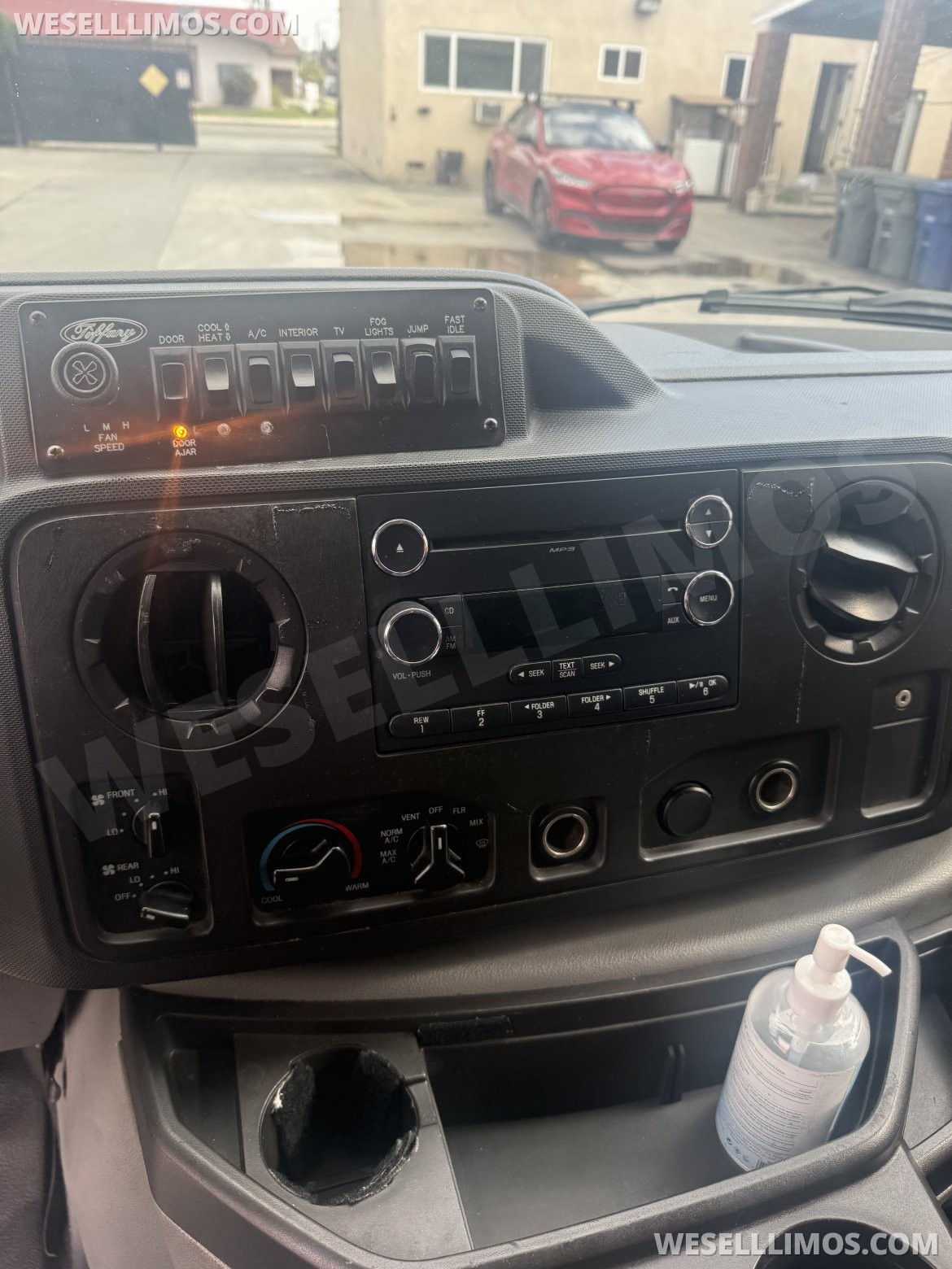 Photo of Executive Shuttle for sale: 2016 Ford E450 28" by Tiffany Coach