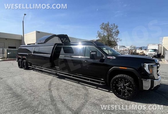 2024 GMC Sierra 3500HD Limousine for Sale in Columbus, OH - Main Photo