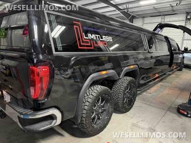 2024 Limos by Moonlight GMC Sierra 3500HD Limousine - Limousine for Sale in Columbus, OH - Photo 7