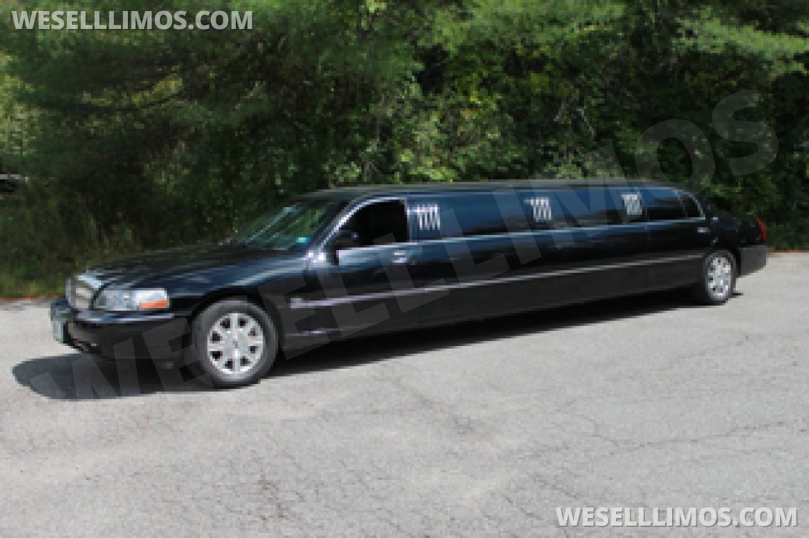 Limousine for sale: 2011 Lincoln Royale 120