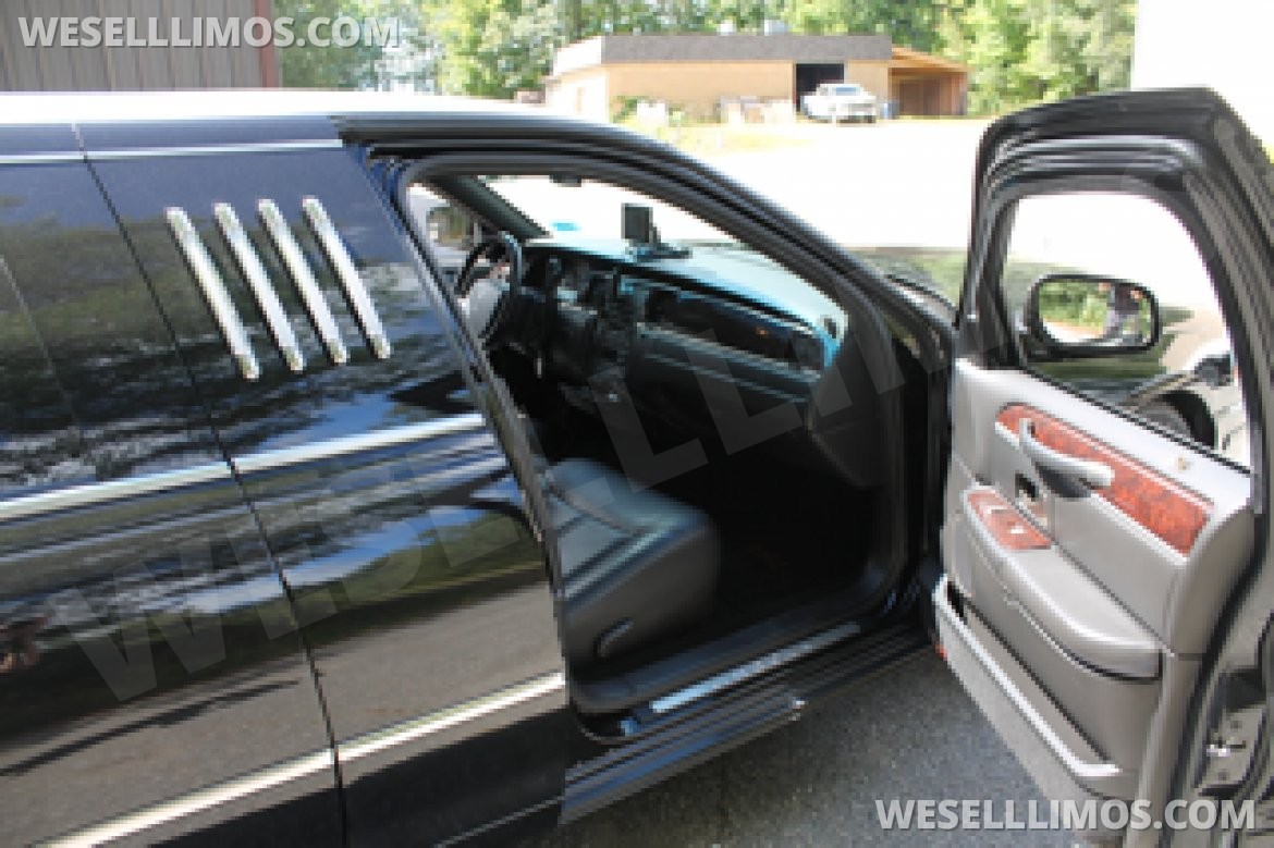 Photo of Limousine for sale: 2011 Lincoln Royale 120