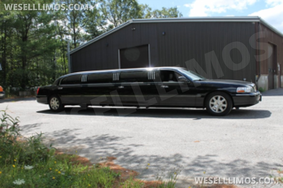 Photo of Limousine for sale: 2011 Lincoln Royale 120