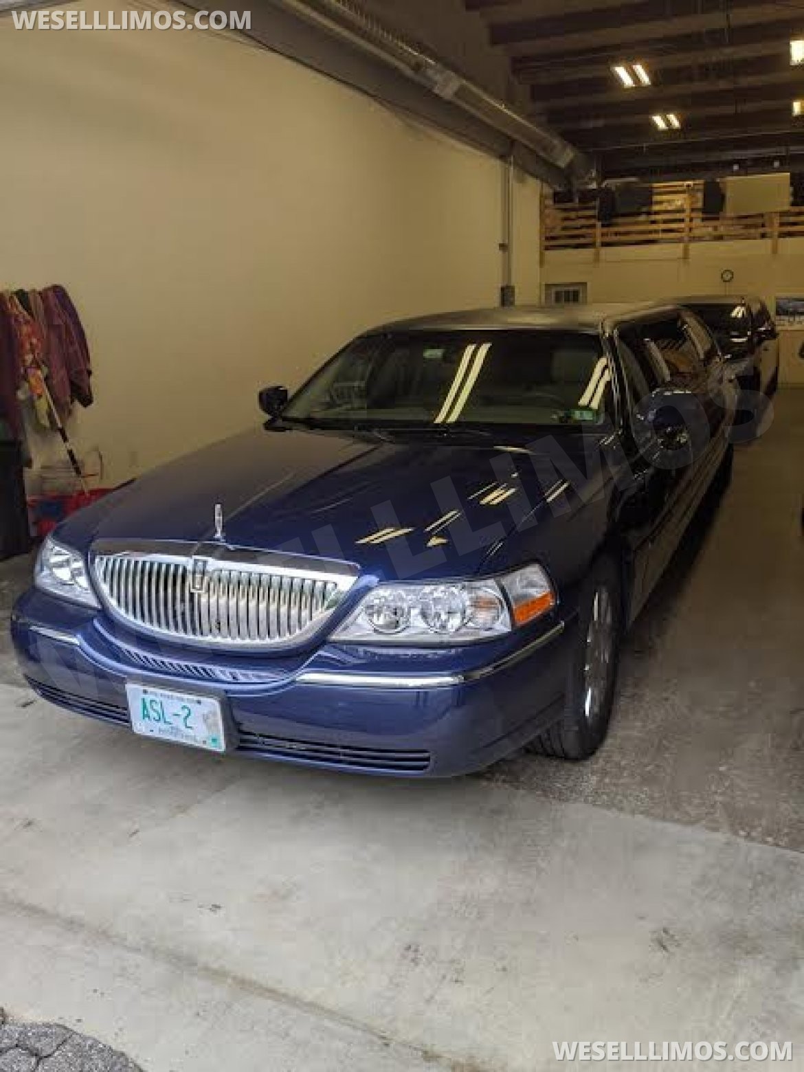 Photo of Limousine for sale: 2006 Lincoln Town Car