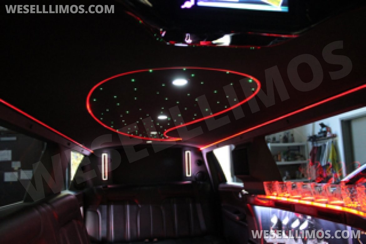 Photo of SUV Stretch for sale: 2014 Lincoln Royale