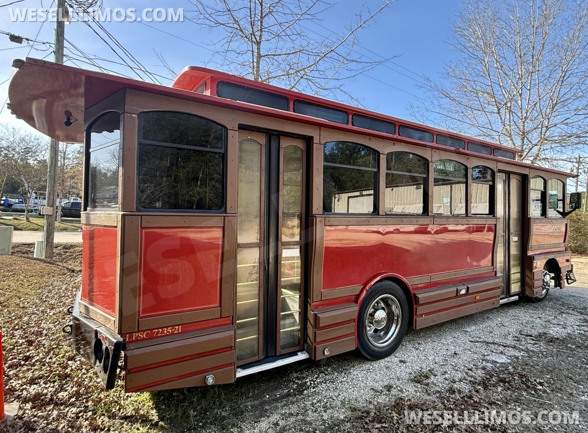 Photo of Trolley for sale: 2002 Freightliner Chance Trolley by Chance Coach