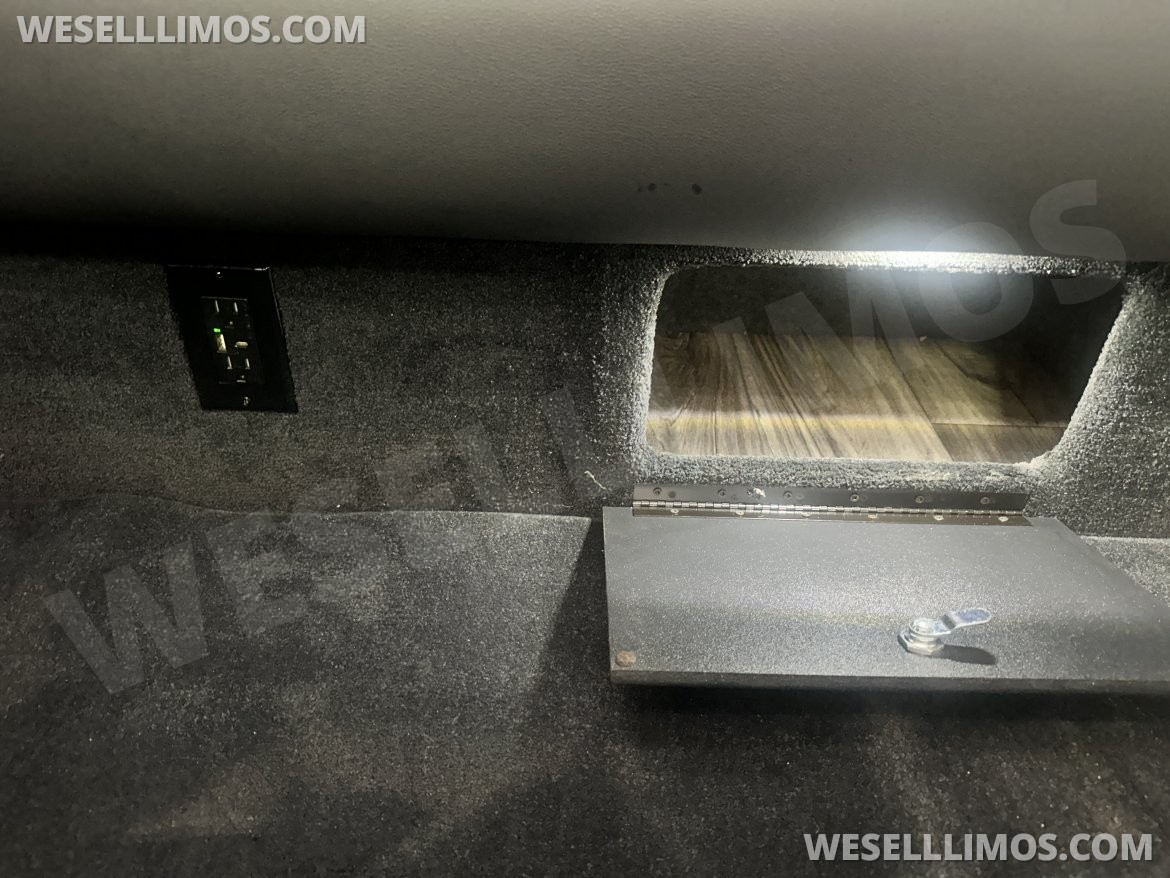 Photo of Sprinter for sale: 2026 Mercedes-Benz Professional 12 Passenger 24" by Midwest Automotive Designs