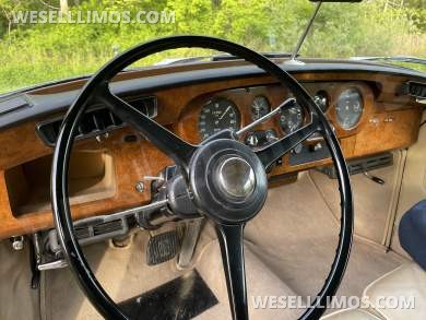1964 Rolls-Royce Crewe Rolls-Royce Silver Cloud Antique - Antique for Sale in Fort Lee, NJ - Photo 2